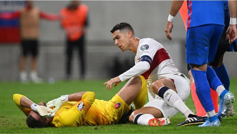 A fan's guide: What does suspended mean in football competitions? - Ảnh 1